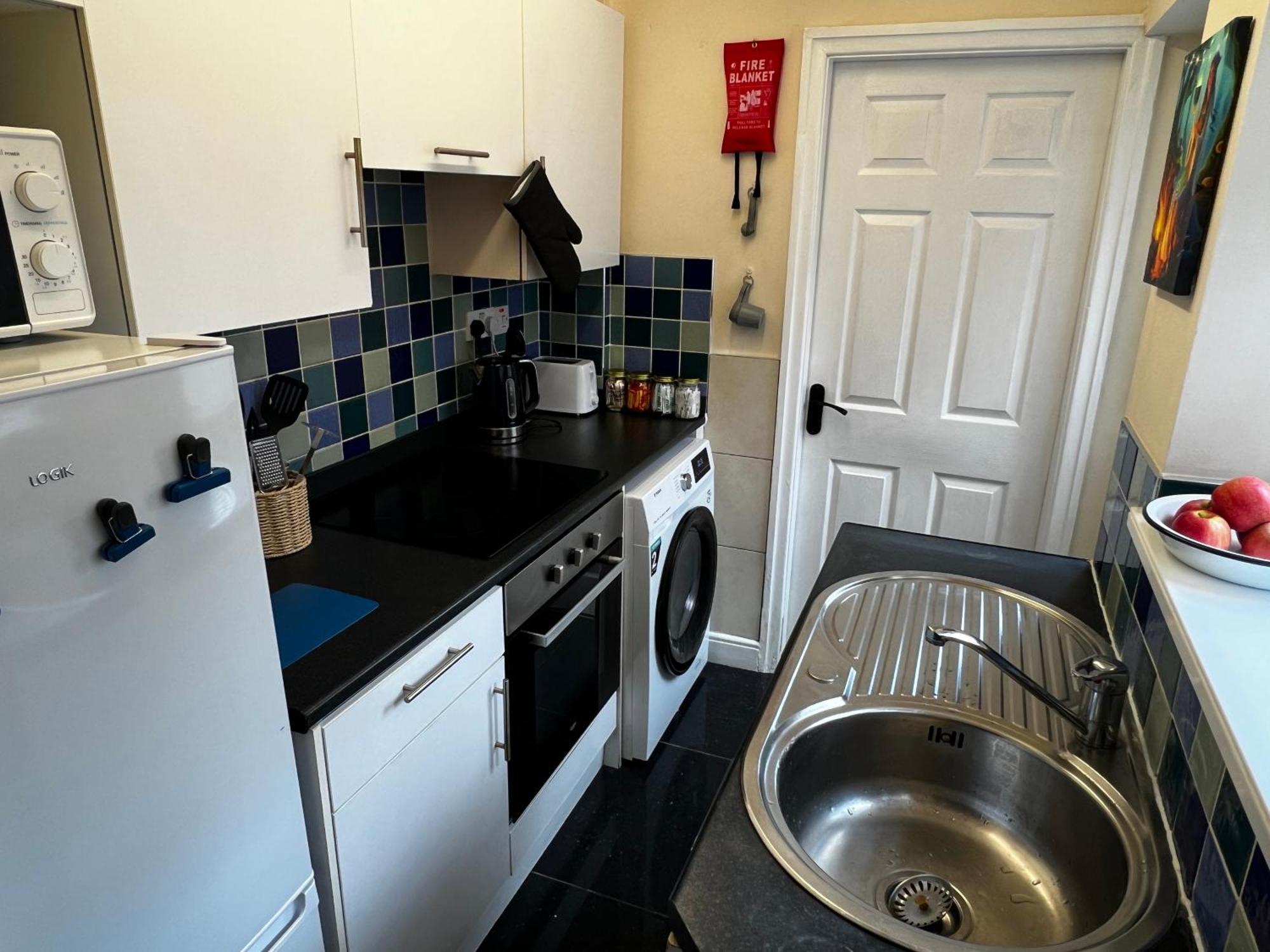 Robin'S Hollow: 2Bd Home Near Wrexham Afc Εξωτερικό φωτογραφία
