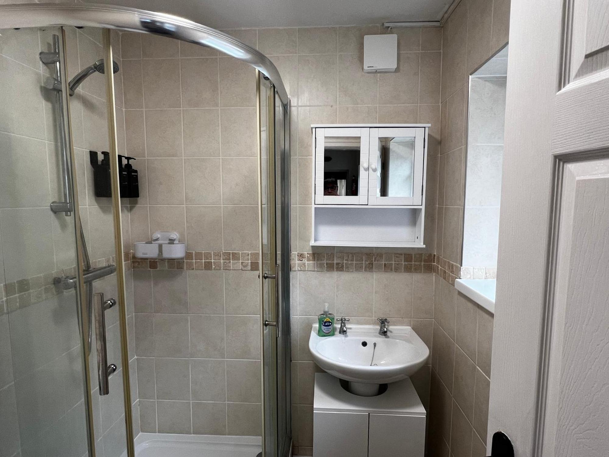 Robin'S Hollow: 2Bd Home Near Wrexham Afc Εξωτερικό φωτογραφία