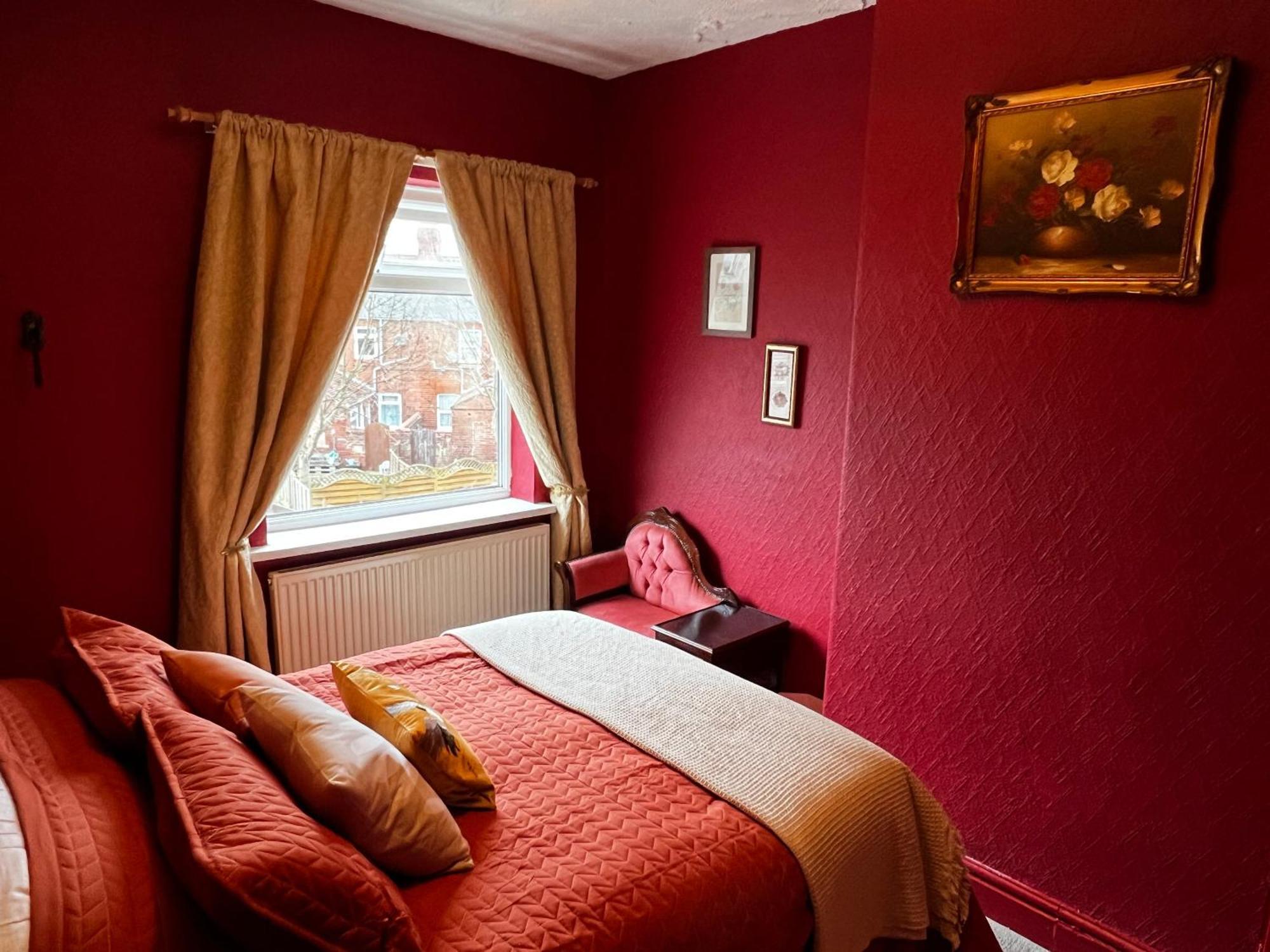 Robin'S Hollow: 2Bd Home Near Wrexham Afc Εξωτερικό φωτογραφία